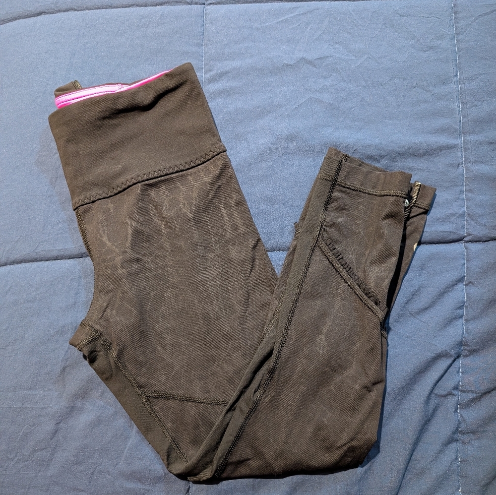 Lululemon Black Leggings with Pink‎ Waistband - Size 4
